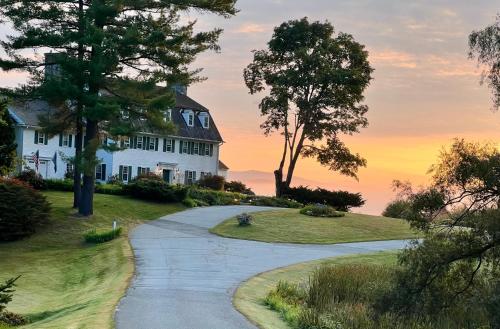 Adair Country Inn & Restaurant
