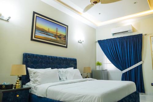 Double Room image 4