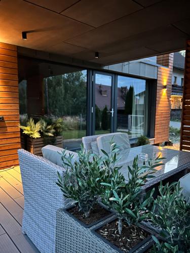 The kube by the mountain in 蒂米蘇爾德約斯