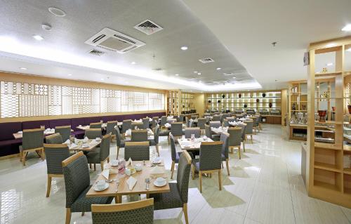 올 세다유 호텔 켈라파 가딩 - 레스토랑
