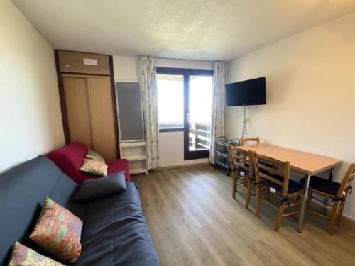 Résidence Le Cairn - Agréable studio 4 vue vallée aux Orres 1650 MAE-9121 Résidence Le Cairn - Agréable studio 4 vue vallée aux Orres 1650 MAE-9121