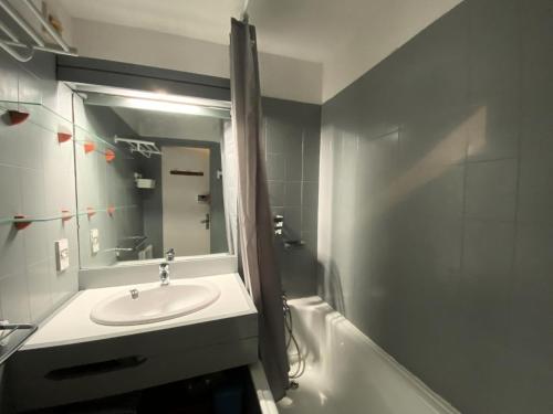 Résidence Le Cairn - Agréable studio 4 vue vallée aux Orres 1650 MAE-9121 Résidence Le Cairn - Agréable studio 4 vue vallée aux Orres 1650 MAE-9121