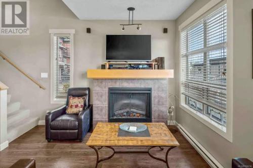 Sooke Oceanside Townhouse in Sooke, Canada