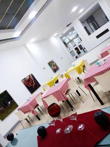 Hotel Armenia Lions in Armenia