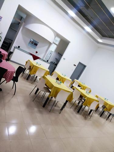 Hotel Armenia Lions in Armenia