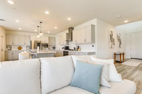 Mtn-View Home Near Parks and Golf 8 Mi to Fallbrook in Fallbrook, USA