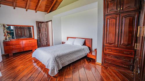 Casa amplia cerca de Banos de Agua Santa in Ambato