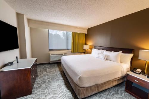 SpringHill Suites by Marriott Houston Medical Center/NRG Park near โรดิโอฮูสตัน หรือ ฮูสตันไลฟ์สต็อกโชว์แอนด์โรดิโอ