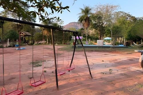 Rancho com piscina e vista para o Paxixi