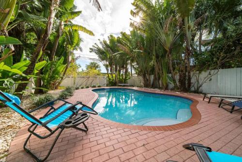 Relaxing Home Pool in Hollywood, USA