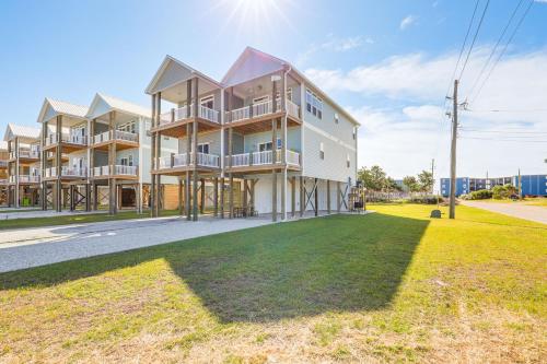 Walk to the Beach: North Topsail Beach Duplex in North Topsail Beach (NC)