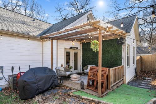 Exterior view, Modern Home with Backyard Oasis in Heart of ATL in Pittsburgh