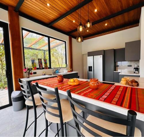 キッチン, Ama la Vida, Bed and Breakfast in チョロデレ