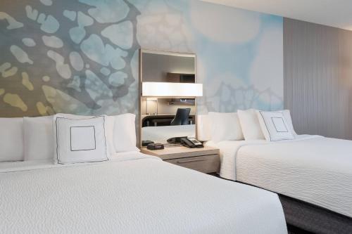 Courtyard by Marriott Toronto Vaughan, Вон (фото 8)