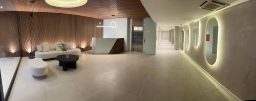 One-Bedroom Apartment image 5