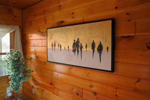 Luxury Cabin with Heated Pool, Hot-Tub & Deluxe Outdoors in Morganton, USA