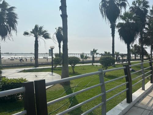 Nabij attractie, Amalfi's Place in Pimentel