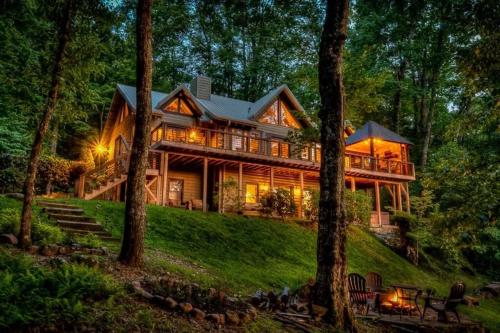 Luxe Big Canoe Lodge - Blue Ridge - Mountain Views in Aska, USA