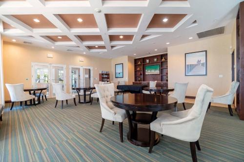 Casa Costa 406N 1 Bedroom, Pools, Jacuzzi, Beach, Shops & Dog Friendly in Boynton Beach (Florida)