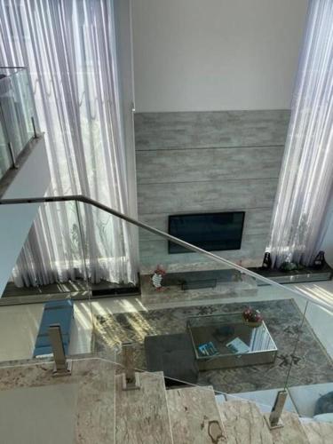 Casa de Luxo no Condomínio Enseada