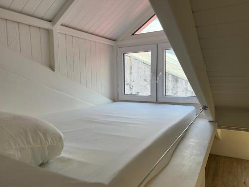 Superior Triple Room image 1