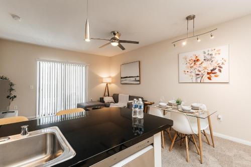 Luxury One Bedroom minutes from The Grove, Los Angeles (fotografie 7)