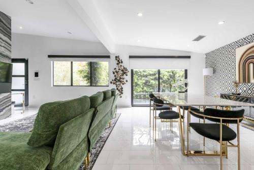 3M Hollywood Exclusive Oasis in Los Angeles, USA