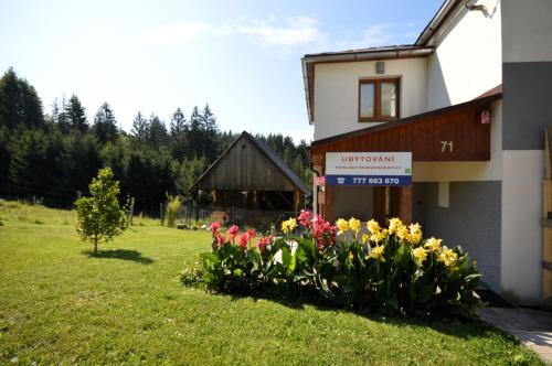 Apartmán u Trojmezí (Apartman u Trojmezi) in 科普日夫尼采