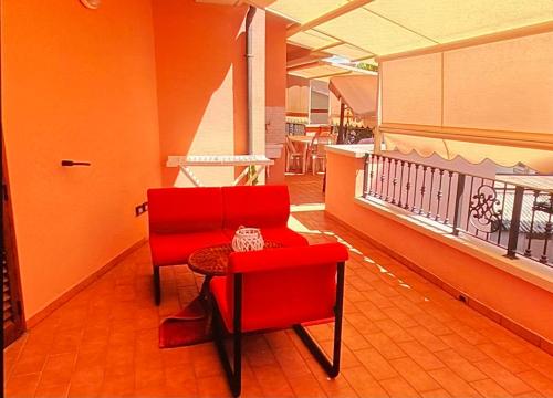 CASA VACANZE trilocale con grande terrazza veranda