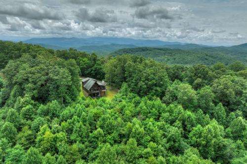 Summit Escape - Miles of mountain views - image 6