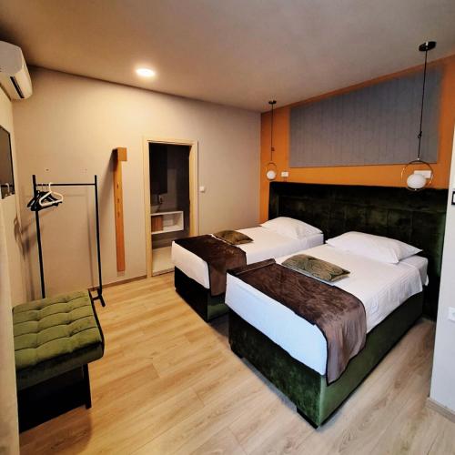 Boutique Hotel St Georgije - image 11