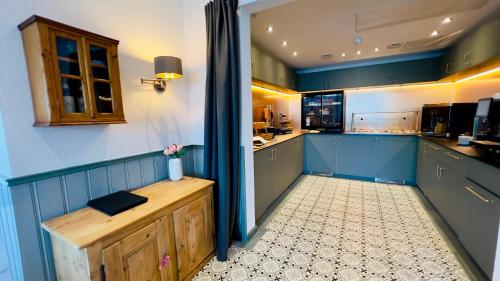 餐饮, Boutique Hotel Niesenblick - direkt am Thunersee gelegen mit SELF CHECK IN & digitaler Rezeption in 图恩