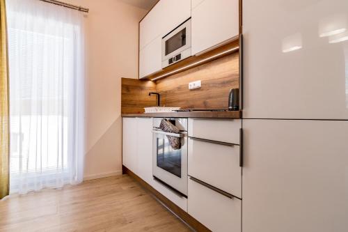 Κουζίνα, Lipno Lakeside - Dům u jezera - "Dům 24" - až 10 osob (Lipno Lakeside - Dum u jezera - "Dum 24" - az 10 osob) in Frymburk