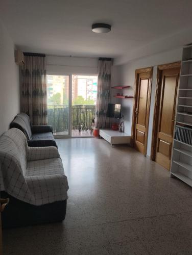  Spacious room with private key and WIFI in Granada