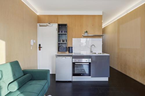 Cosy 1 Bedroom Flat - image 11