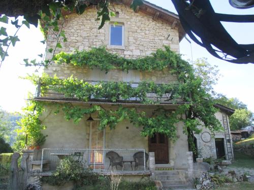 Balkons/terase, Gîte l'évidence (Gite l'evidence) in Cerdon