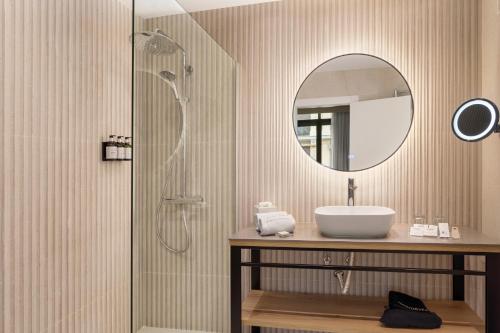 Catalonia Puerta del Sol - image 3