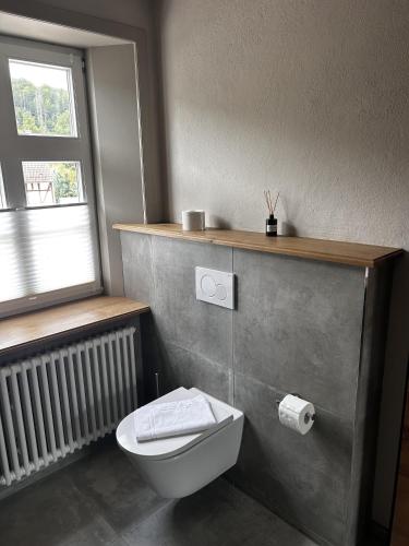 Bathroom, Landgasthof Konig von Preußen in Helsa