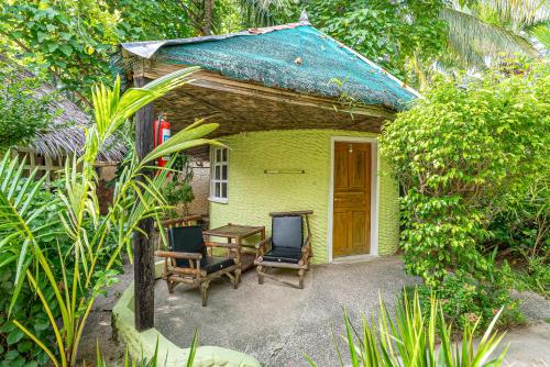 room detail thumbnail 1