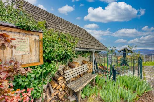 Vista exterior, Vineyard Cottage Verček - Happy Rentals (Vineyard Cottage Vercek - Happy Rentals) in Novo Mesto