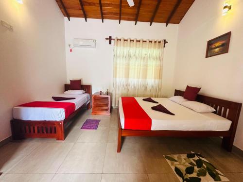 Triple Room with Private Bathroom image 6
