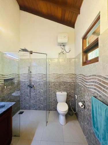 Triple Room with Private Bathroom image 2