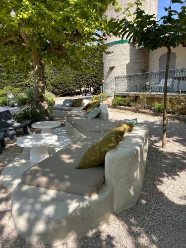 Κήπος, Grande Villa Provençale avec Piscine Privée à Gémenos (Grande Villa Provencale avec Piscine Privee a Gemenos) in Ζεμενό