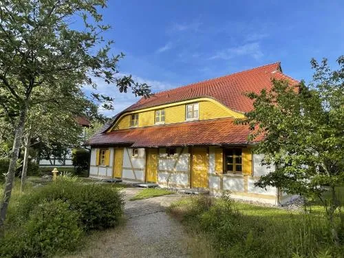 Feriendorf Rugana - Komfortplus Ferienwohnung mit 1 Schlafzimmer A13 in Dranske, Deutschland