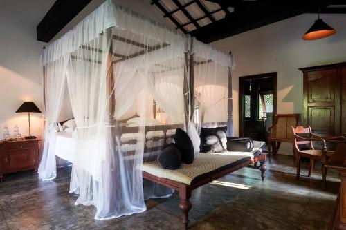 Nisala Arana Boutique Hotel