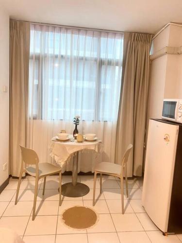 Jo hometel near Central Ramindra