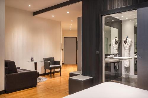 L'Empire Paris - image 12