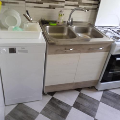 Hause with jacuzzi half hour from Budapest, Velence (photo 10)
