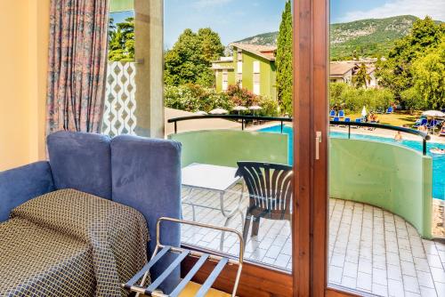 room detail thumbnail 1