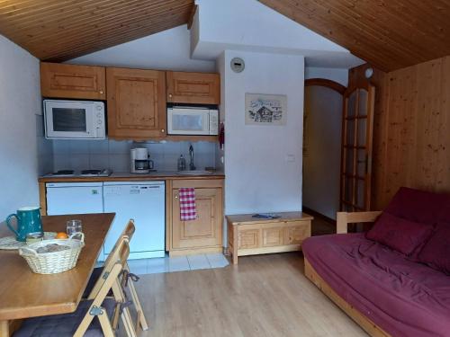 Appartement convivial à Méribel avec accès aux pistes et balcon - FR-1-355-75 - Apartment - Méribel